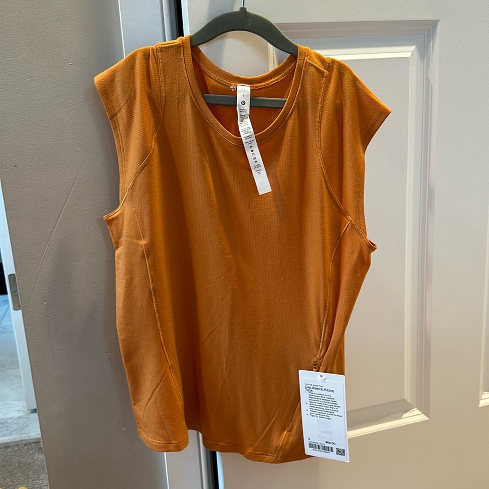 Lululemon hiking tank